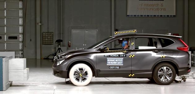 2017 Honda CR-Vye IIHS gvenlik testinde