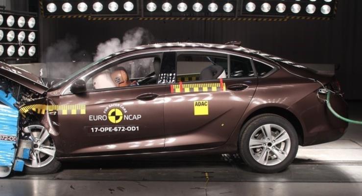 2017 Opel Insignia Grand Sport EuroNCAP snavnda