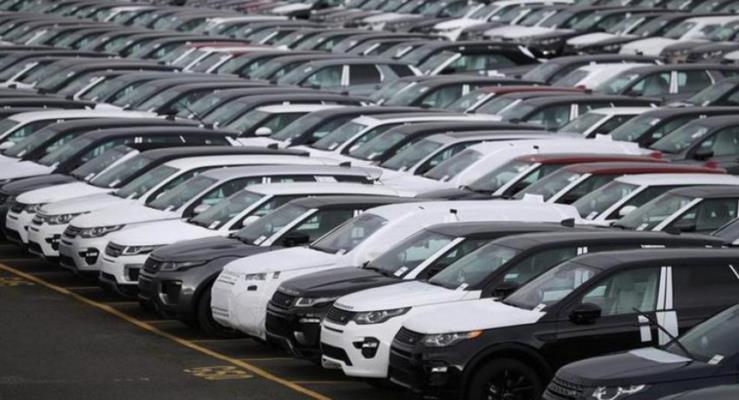 Avrupada Brexit nedeniyle otomobil satlar yavalad