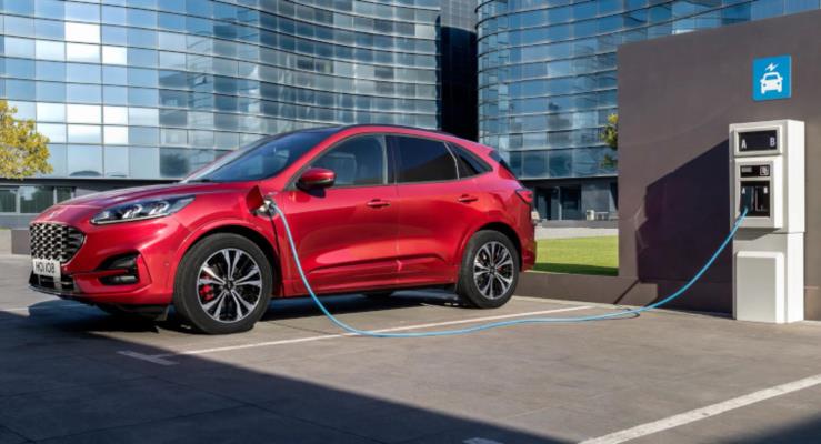 Ford Plug-in Hibrit Escape retimini 2021e Erteledi