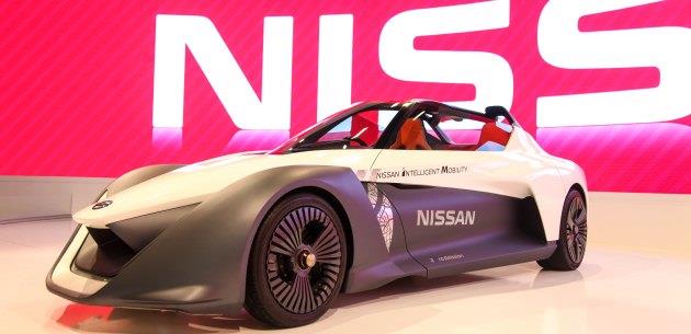 Nissan Bladeglider ve Gncel Otomobilleri ile 2017 Autoshow'da