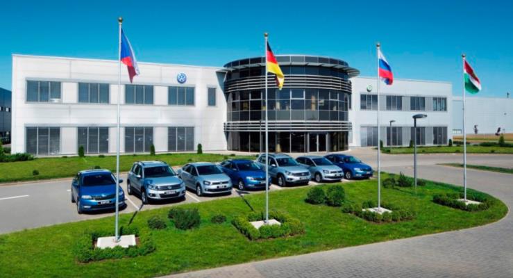 Rusya'daki VW, Renault ve Stellantis Fabrikalar Bat Yaptrmlarndan Etkilenebilir
