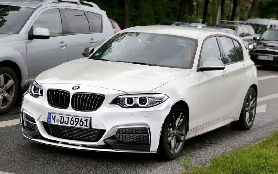 MAKYAJLI 2015 BMW 1 SERS ESKZ RESMLER