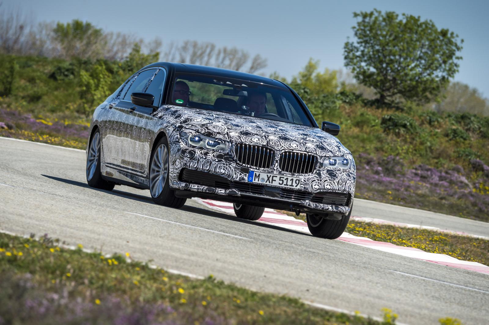 YEN BMW 7 SERS 2015 TEST PROTOTP RESM GALERS