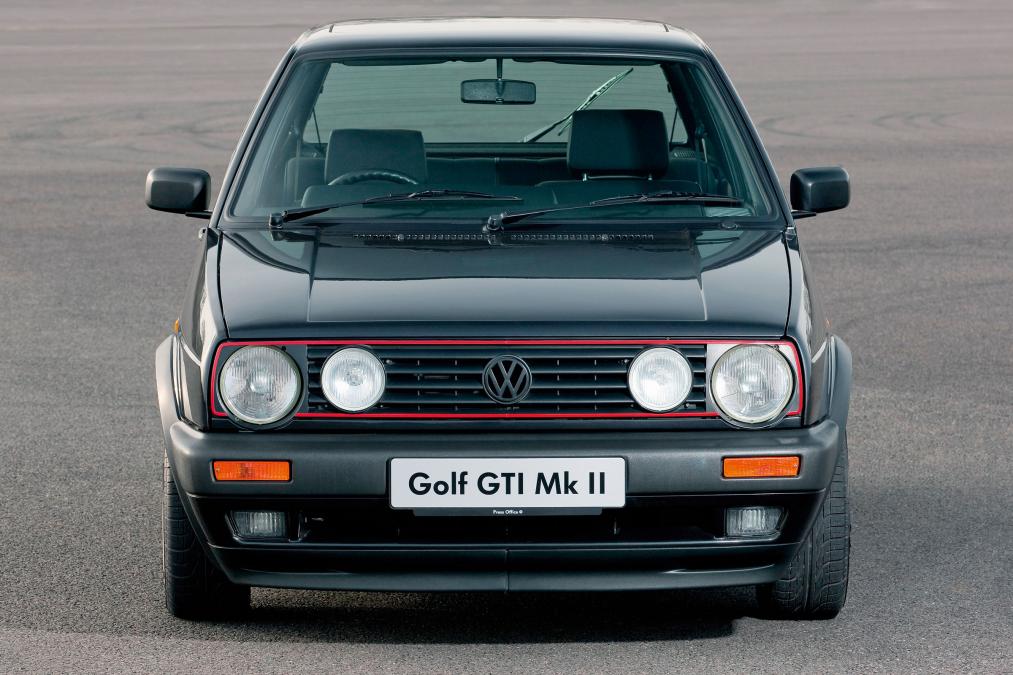 2019 VOLKSWAGEN GOLF GTI RESM GALERS