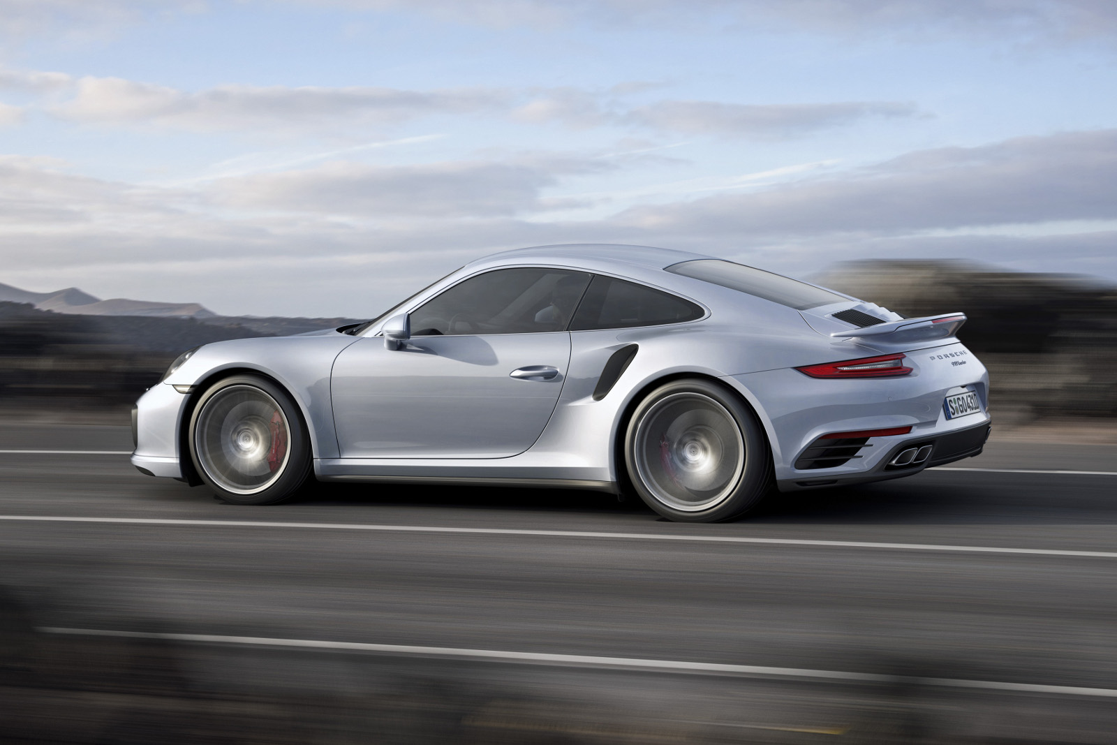 2016 Porsche 911 Turbo ve Turbo S Resim Galerisi