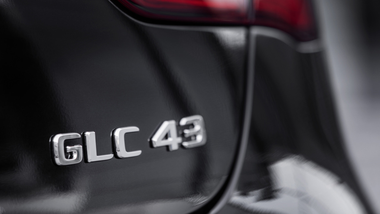 Mercedes-AMG GLC43 Coupe Resim Galerisi