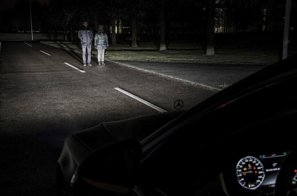 Mercedes'ten yeni aydnlatma teknolojisi Digial Light