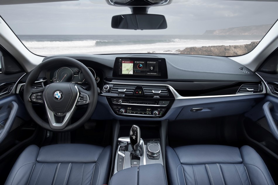 Yeni BMW 530e iPerformance resim galerisi