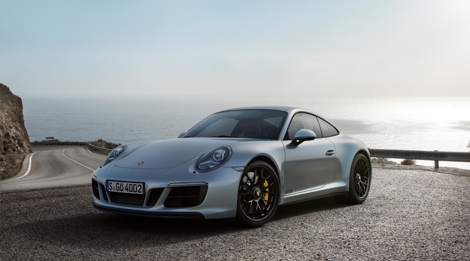 Yeni Porsche 911 ailesi resim galerisi
