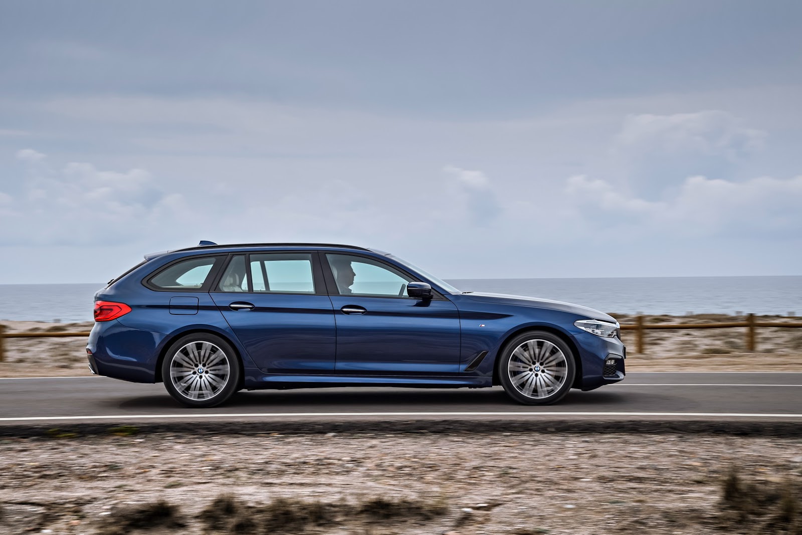 2017 BMW 5 Serisi Touring Resim Galerisi