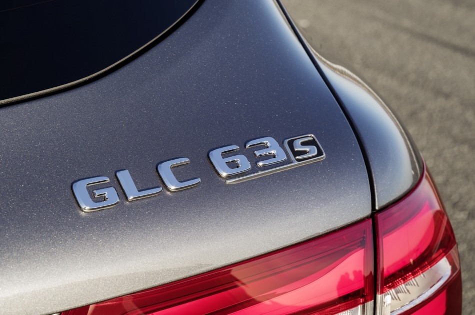 2018 Mercedes-AMG GLC63 ve GLC Coupe 63 resim galerisi