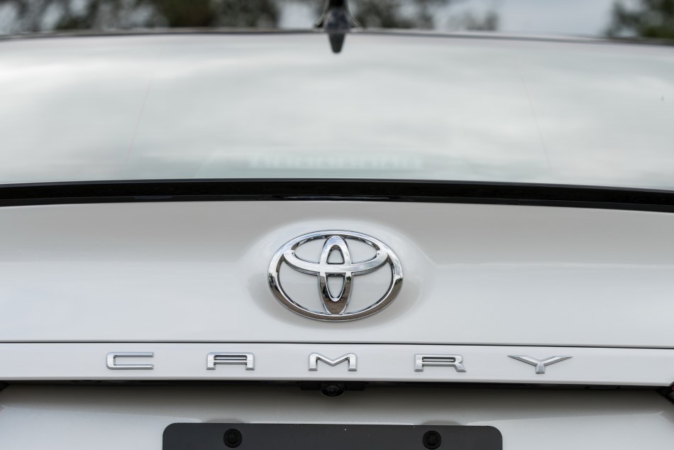 2018 Toyota Camry resim galerisi 