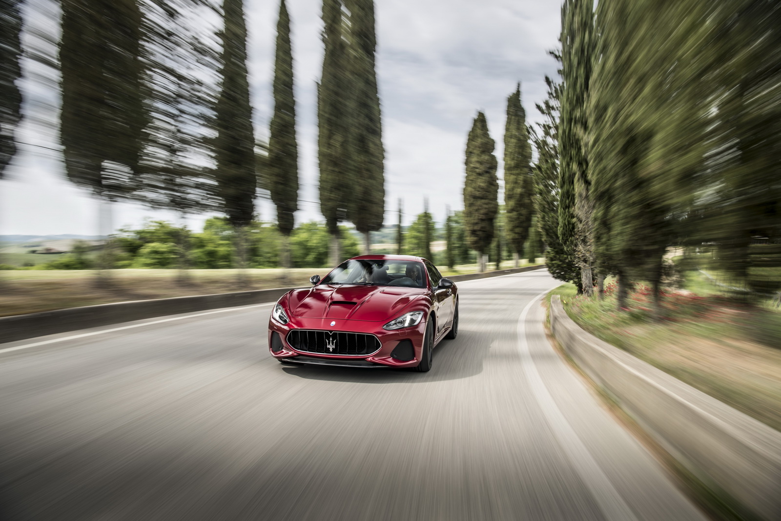2018 Maserati GranTurismo ve GranCabrio Resim Galerisi