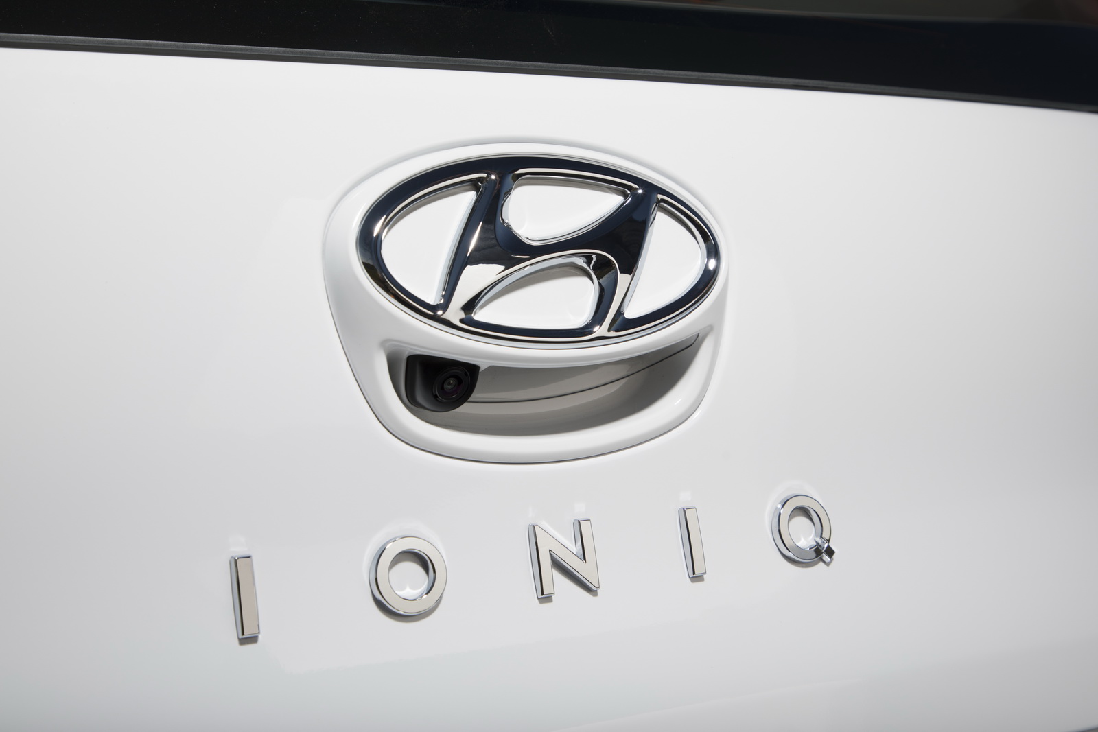 Hyundai IONIQ Hybrid resim galerisi