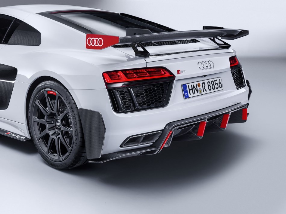 Audi R8 ve TT RS performans paralar - resim galerisi