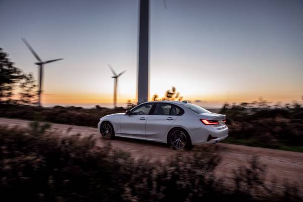 BMW'nin ikinci nesil hibrit modelleri - Cenevre resim galerisi (06.03.2019)