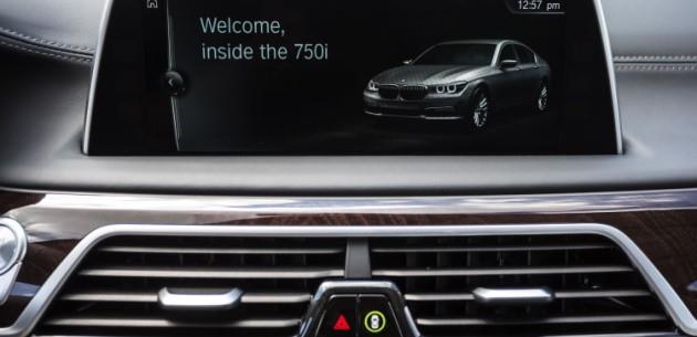 2016 BMW X5 ve X6'da Yeni Multimedya Sistemleri