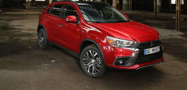 2017 Mitsubishi ASX yeni y�z�yle Paris'te