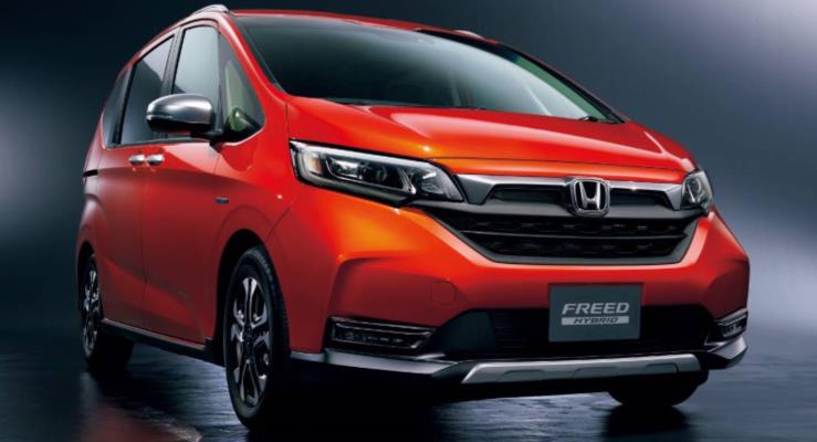 2020 Honda Freed Japonyada Crosstar Versiyonu le Gncellendi