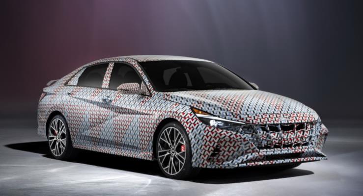 2022 Hyundai Elantra N Yeni Teaserlar le ekillenmeye Balad