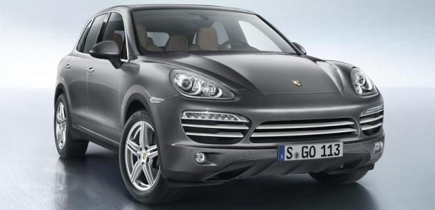 PORSCHE CAYENNE'DE YEN DONANIM; PLATNUM EDTON