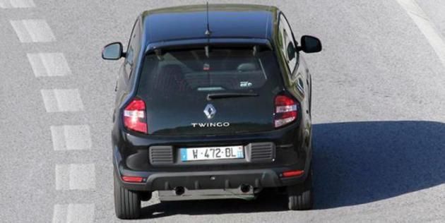 RENAULT TW�NGO RS 2015'TE GEL�YOR