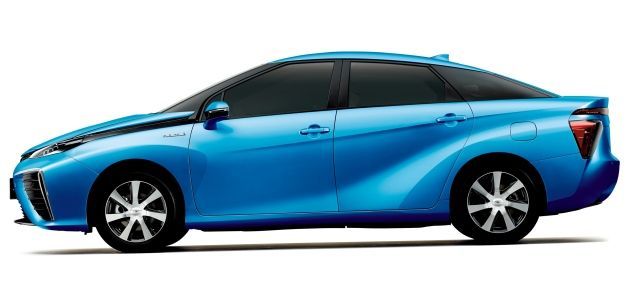 TOYOTA, FUEL CELL SEDAN'IN DETAYLARINI AIKLADI