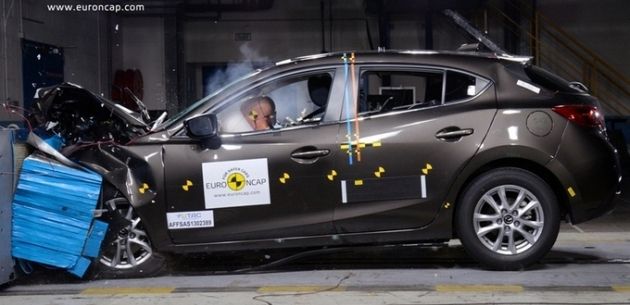 YEN MAZDA 3 EURONCAP SINAVINI 5 YILDIZLA GET