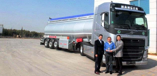 HANNAK PETROL'DEN VOLVO KAMYON ALIMI