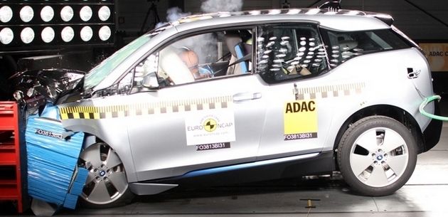 YEN BMW 3 EURONCAP'TE 4 YILDIZDA KALDI