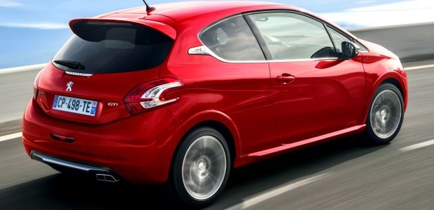 PEUGEOT 208 GTI'NN DAHA GL VERSYONLARINI HAZIRLIYOR