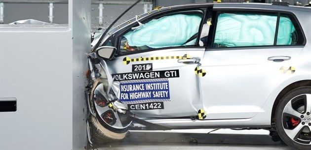 2015 VOLKSWAGEN GOLF,  IIHS GVENLK TESTNDEN;  TOP SAFETY PCK+ ALDI