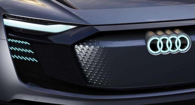Audi 2020de Q3 ile ayn boyutta bir elektrikli SUV kartacak