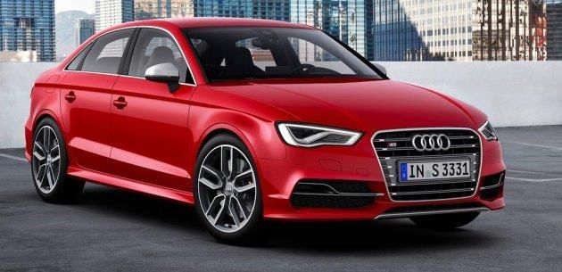 BAYANLAR, YILIN OTOMOB�LLER�N� SE�T�