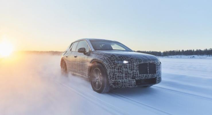 BMW iNEXT yeni teknolojilerini karl yollarda deniyor