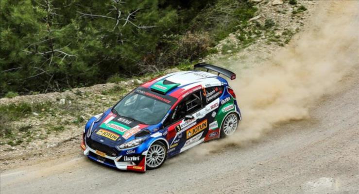 Castrol Ford Team Trkiye, gen pilotlar ile Trkiye Ralli ampiyonas'na hzl balad