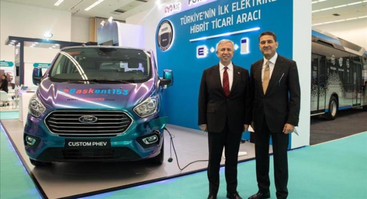 Ford Custom PHEV'in test srleri Ankara'da gerekletirilecek