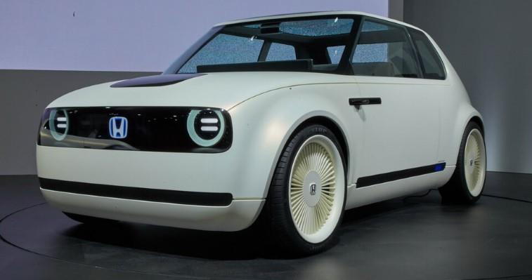 Honda, Urban EV konseptini 2019'da retime geirecek