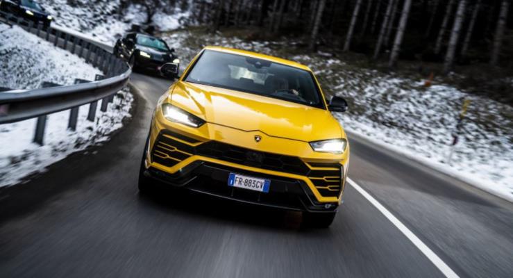 Lamborghini Urus konvoyu LM002 nclnde yollarda