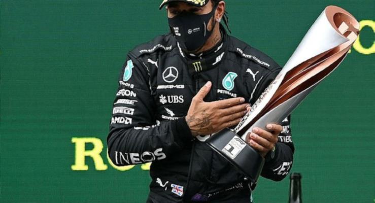 Lewis Hamilton stanbul'da dnya ampiyonu!