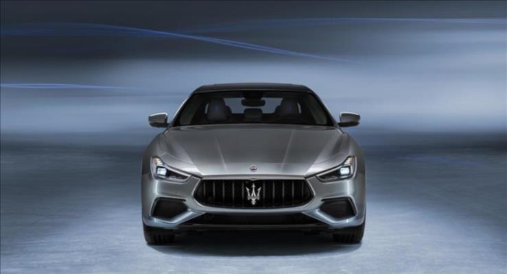 Maserati Ghibliye Best Cars 2021den dl