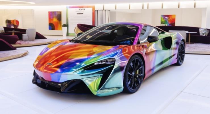 McLaren, Nat Bowen ile Artura Sanat Arabasn Yaratt