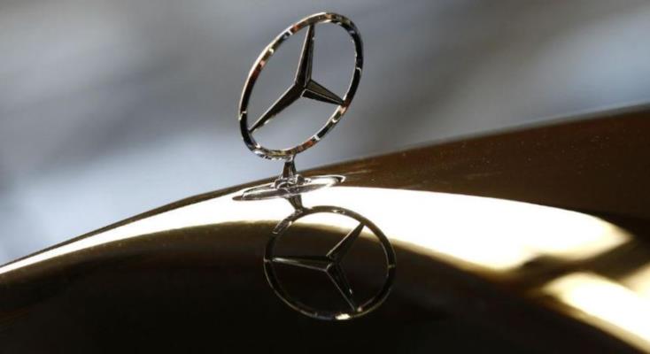 Mercedes, BMW ve Audi'yi geride brakt