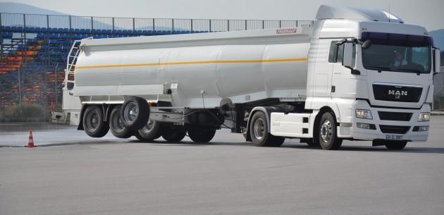 Mobil Delvac 1'den Ar Vasta Gvenli Sr Eitimi