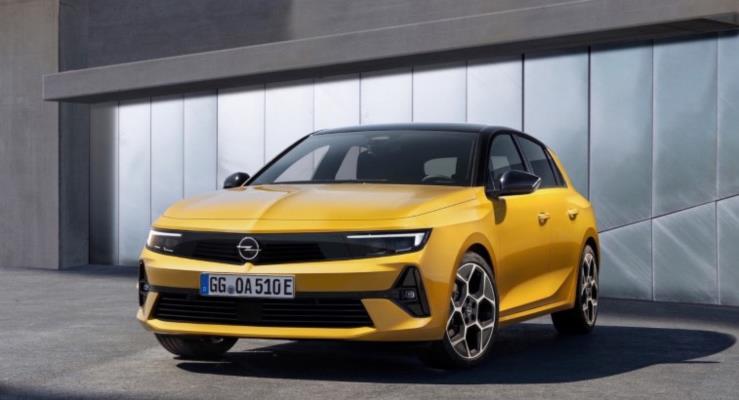 Opel Astra Tamamen Yenilendi ve arj Edilebilir Hibritle Elektriklendi!
