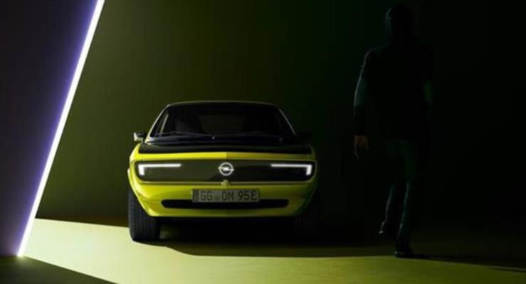 Opel Manta GSe ElektroMOD mays aynda tantlacak