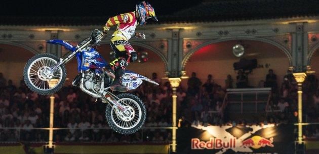  Red Bull X-Fightersn 2015 program akland