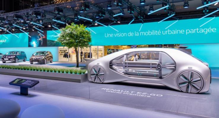 Renaultdan 2018 Paris Otomobil Fuarnda konsept robot otomobil dnya prmiyeri