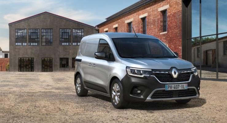 Renault Yeni Hafif Ticari Ara Modellerini Tantt